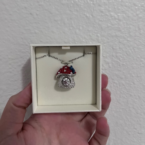 Swarovski Alice in Wonderland Mushroom necklace - Picture 1 of 4